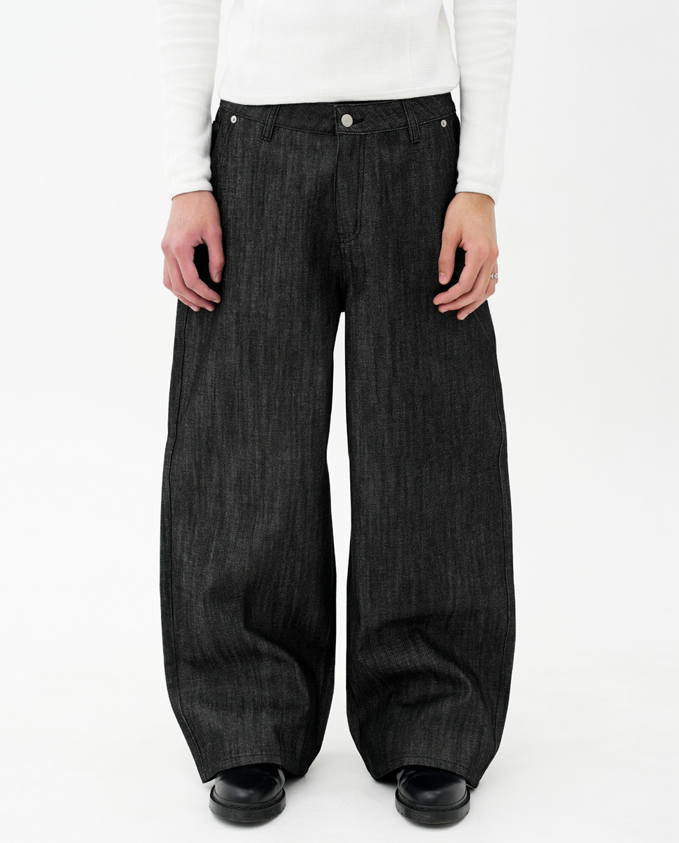 MENES ULTRA LOOSE FIT JEANS BLACK Lサイズ MENES ULTRA LOOSE FIT JEANS - BLACK