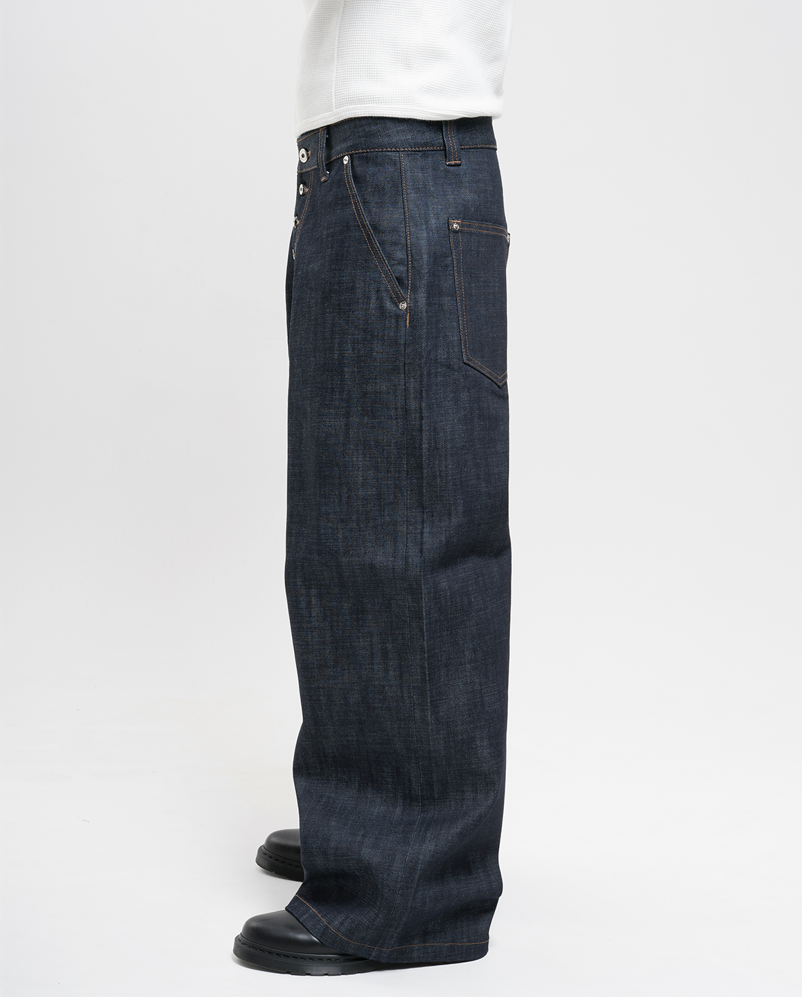 MENES – ページ 2