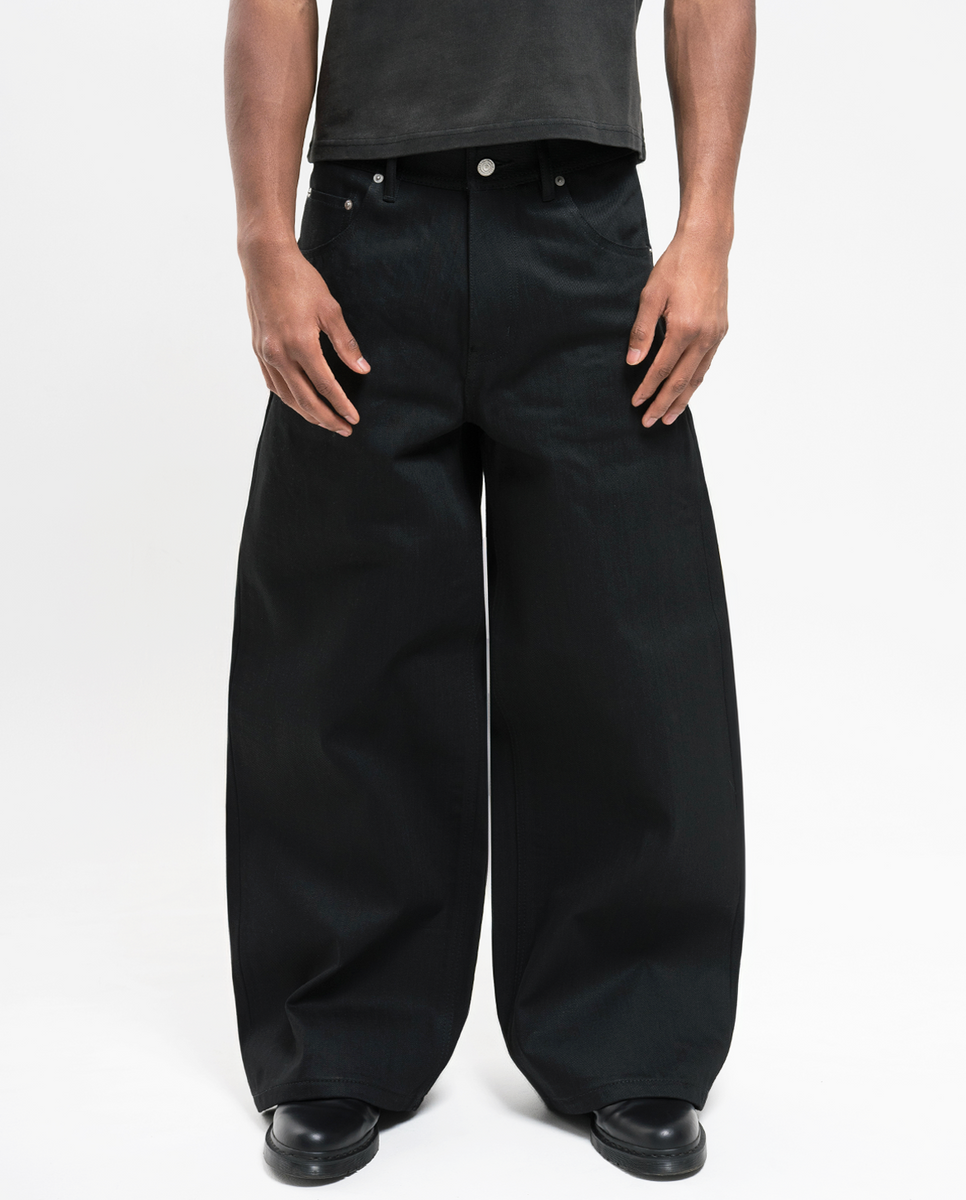 MENES Okayama Raw Selvedge Baggy Jeans - Jet Black