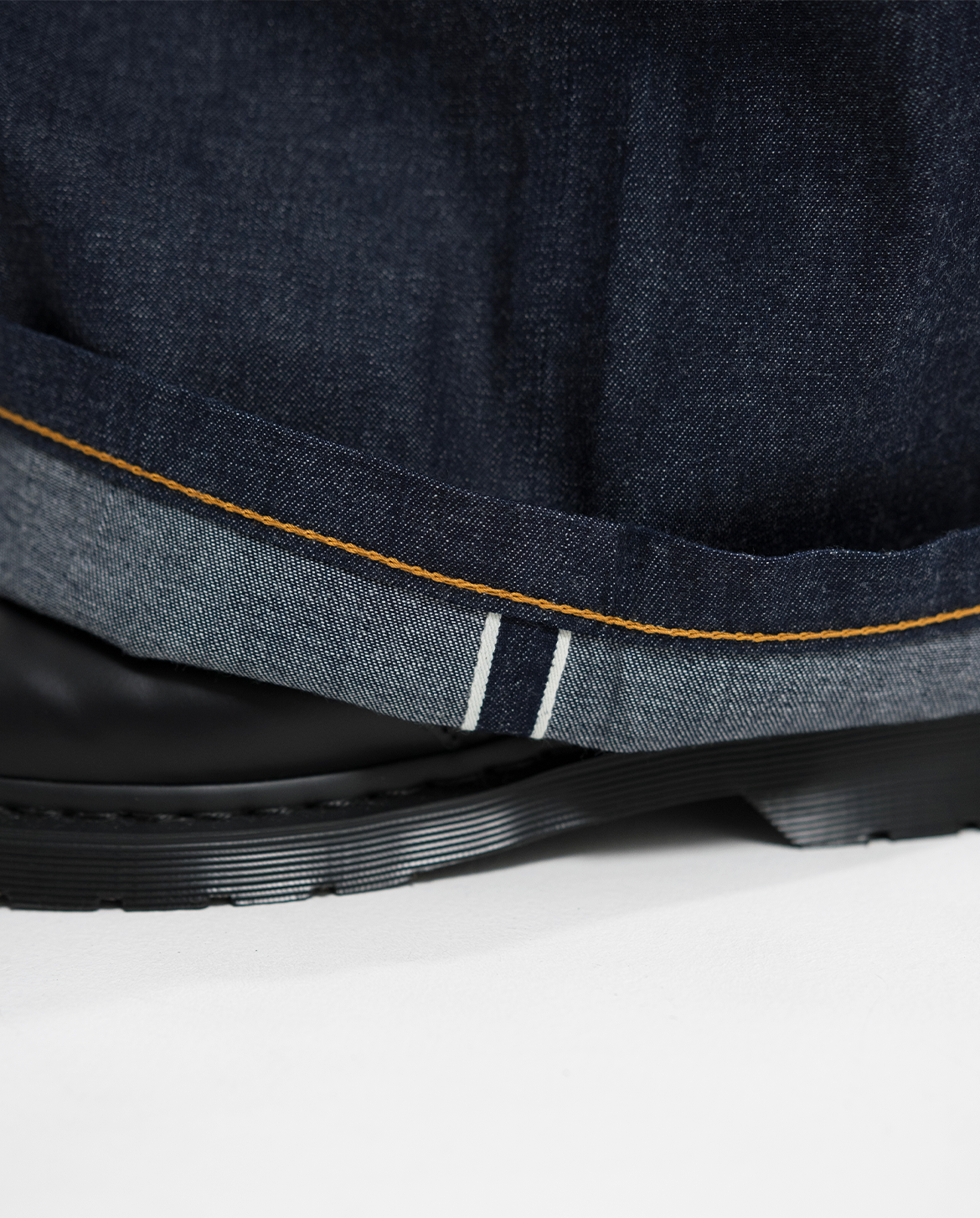 MENES Okayama Selvedge Baggy Denim Slacks - Indigo
