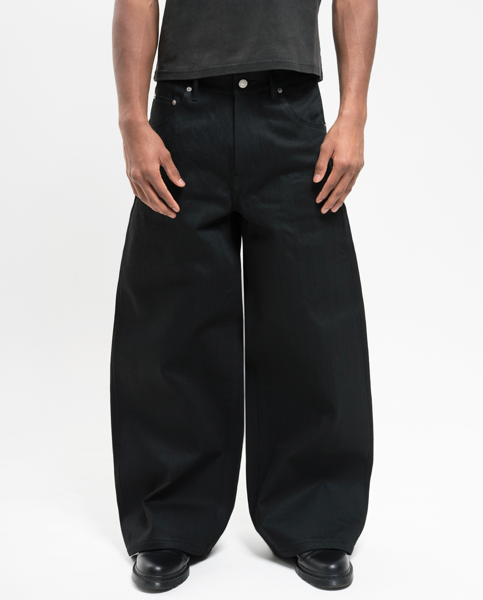 MENES Okayama Raw Selvedge Baggy Jeans - Jet Black