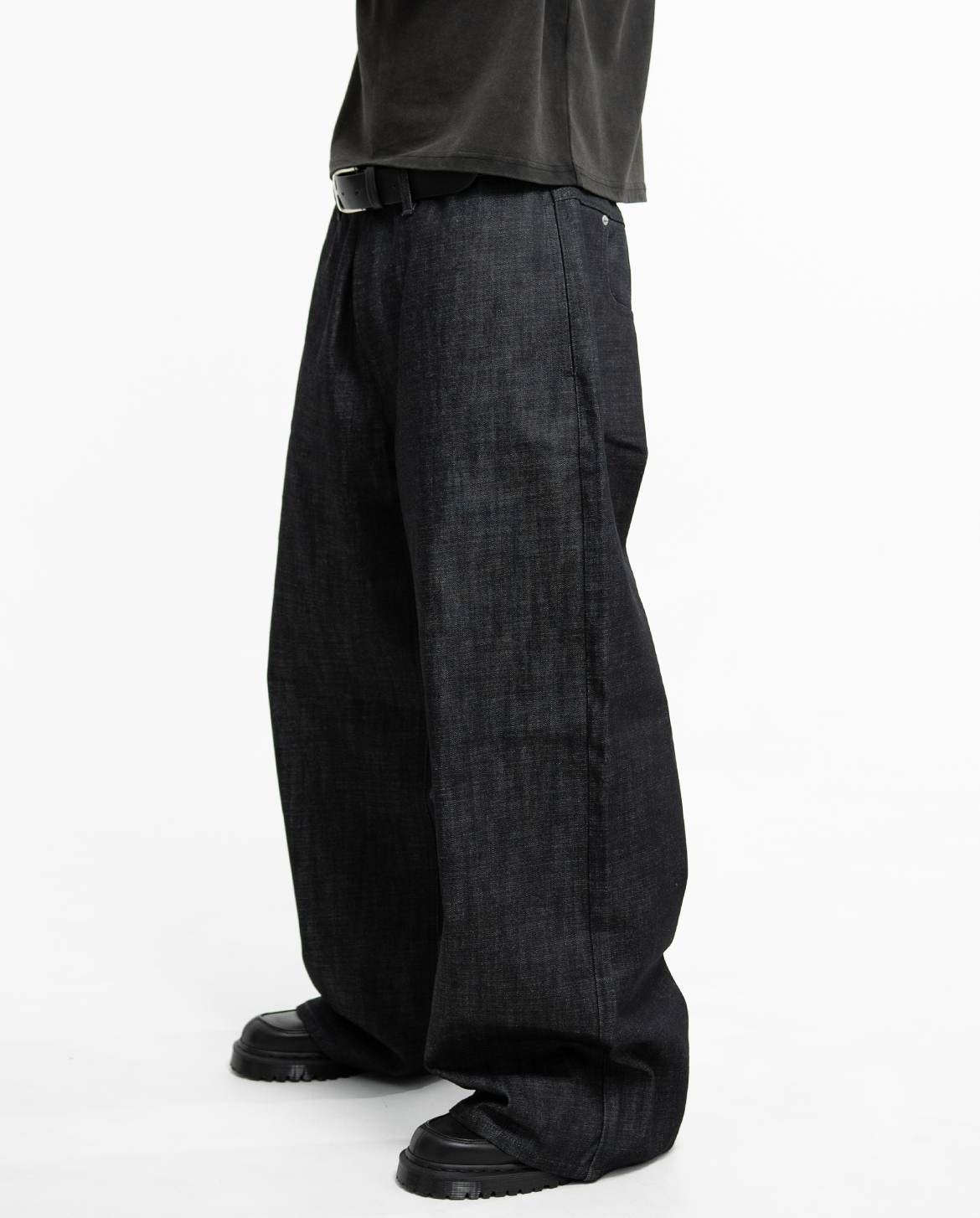 MENES Janome Raw Baggy Jeans Black Sサイズ MENES Janome Raw Baggy Jeans - Black