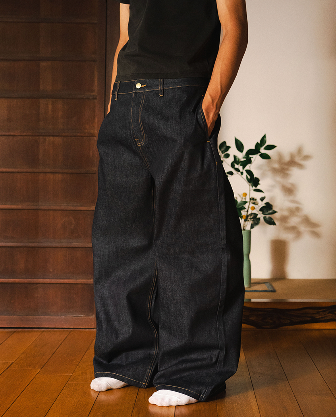 (完売品) MENES Janome Raw Baggy Jeans MENES Janome Raw Baggy Jeans - Indigo | Restock: 10/11 20:00 JST