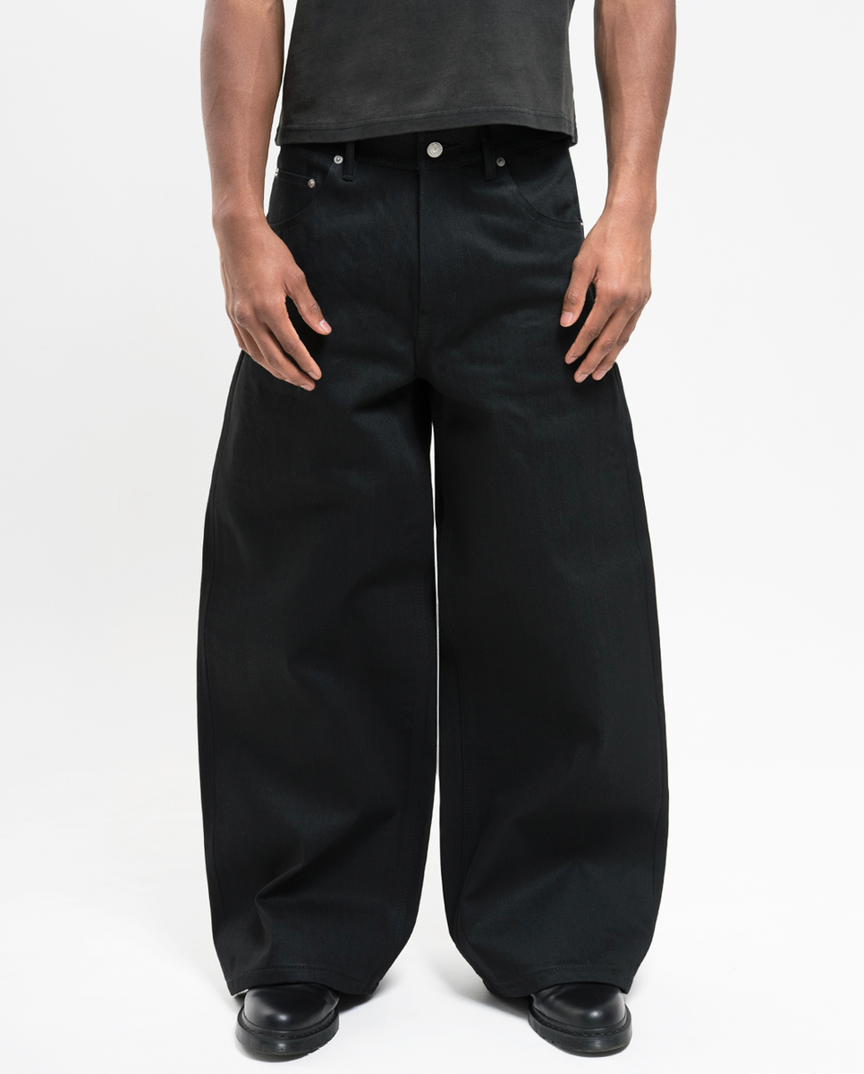 MENES Okayama Raw Selvedge Baggy Jeans - Jet Black