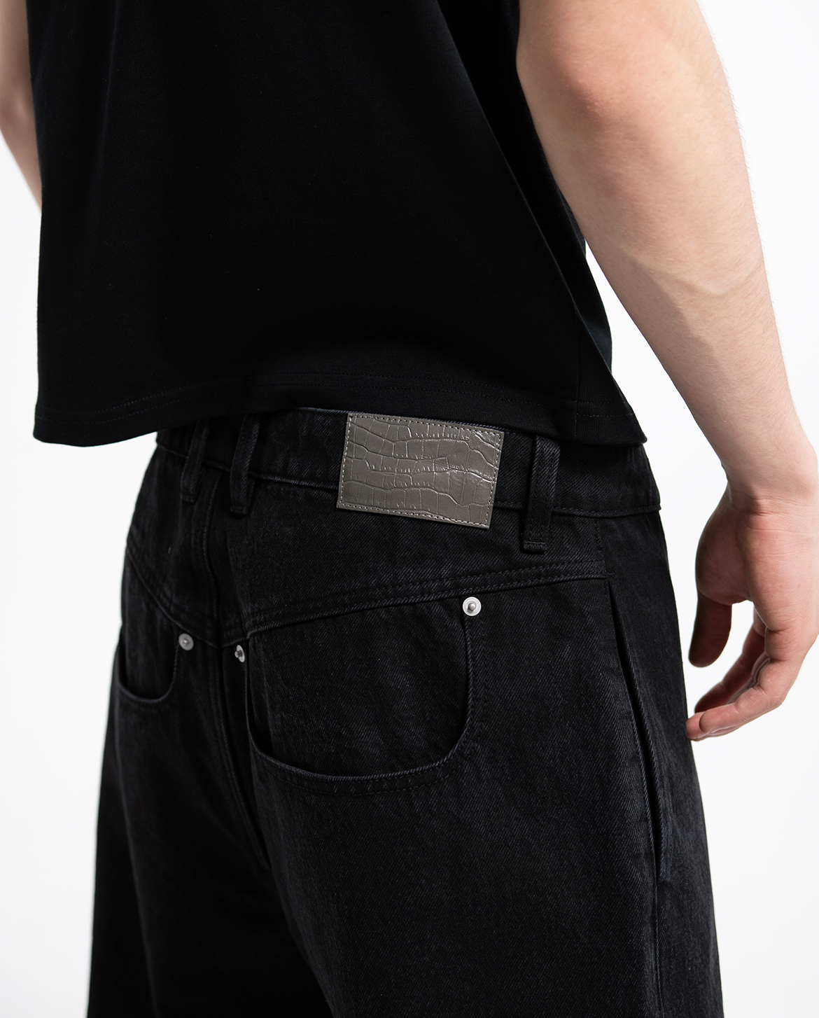 MENES Janome Baggy Jeans - Jet Black